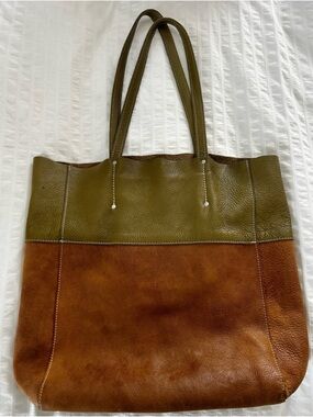 ROOTS Authentic Tribe Leather Tote Bag in Great Condition